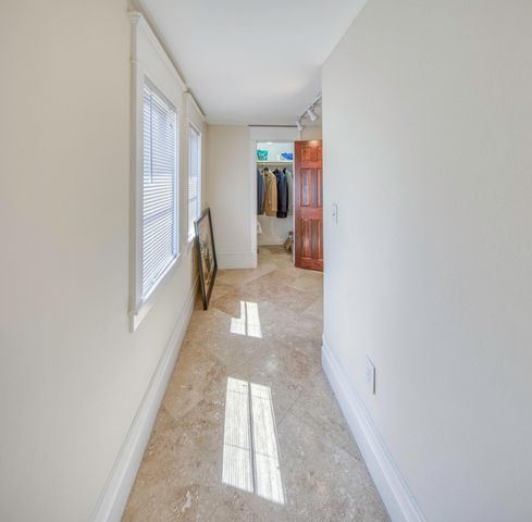 711 12th Avenue N, Lake Worth Beach, FL 33460