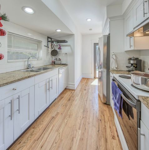 711 12th Avenue N, Lake Worth Beach, FL 33460