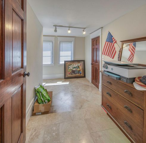 711 12th Avenue N, Lake Worth Beach, FL 33460