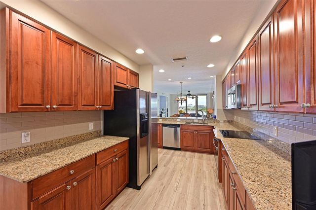 615 RIVIERA DUNES WAY 107, Palmetto, FL 34221