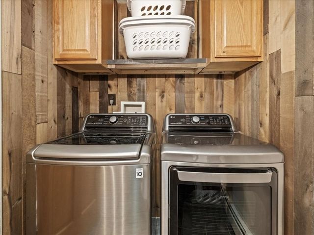 3 Larnerd Hill Rd, Charlton, MA 01507