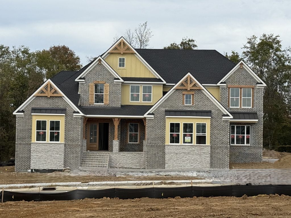 5700 Nola Dr, Arrington, TN 37014