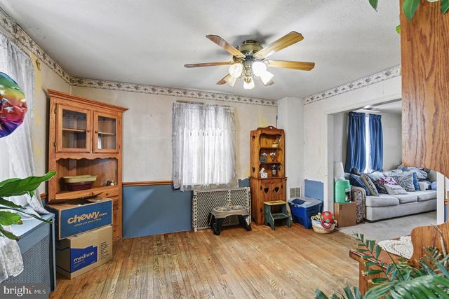 19 LYNDALE AVE, Nottingham, MD 21236