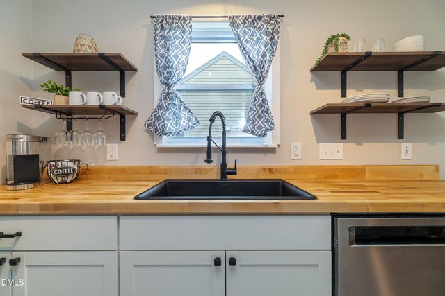 302 Center Park Way, Apex, NC 27502