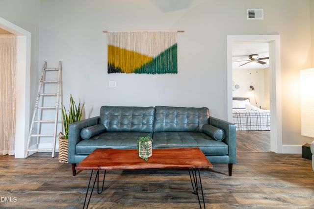 302 Center Park Way, Apex, NC 27502