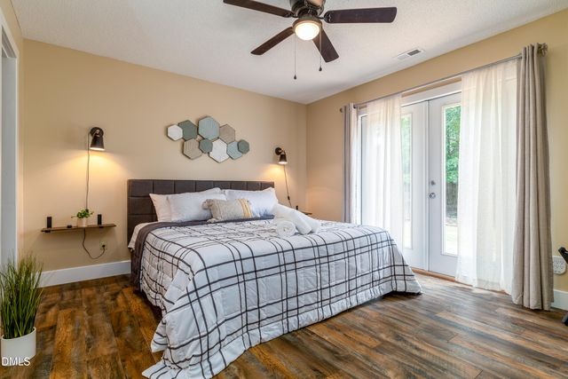 302 Center Park Way, Apex, NC 27502