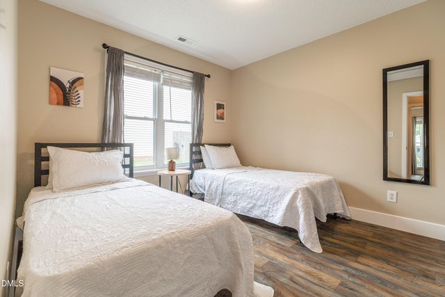 302 Center Park Way, Apex, NC 27502