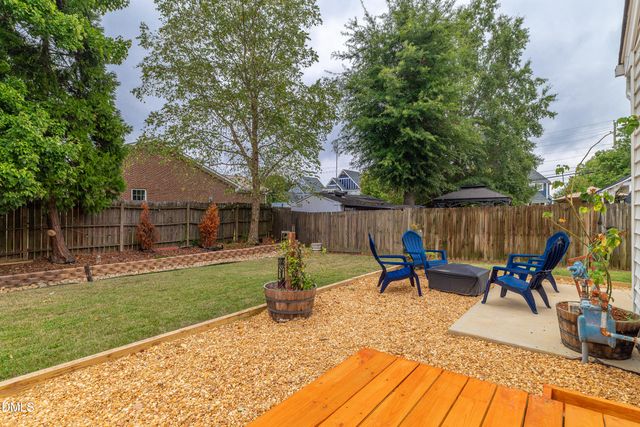 302 Center Park Way, Apex, NC 27502