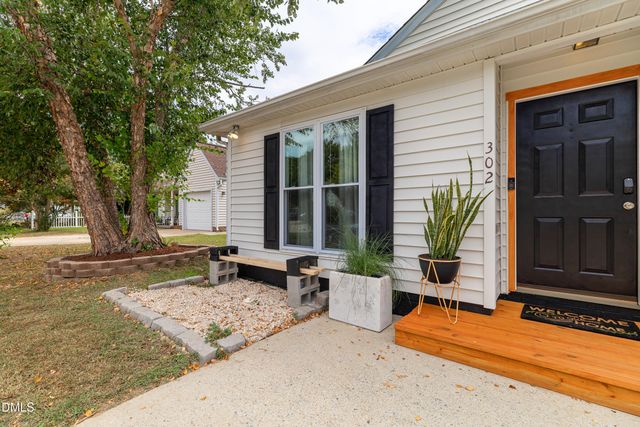 302 Center Park Way, Apex, NC 27502