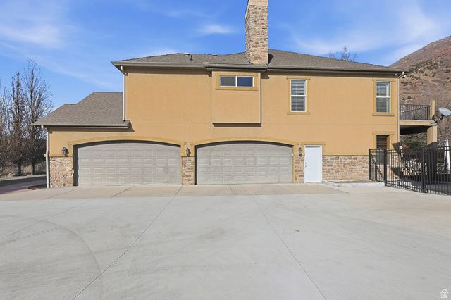 5885 S TOLCATE LN, Holladay, UT 84121