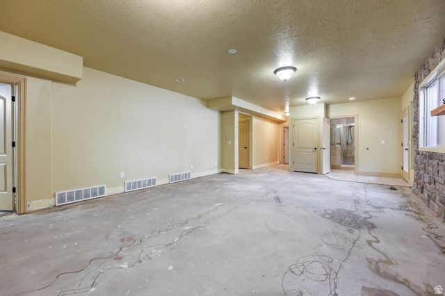 5885 S TOLCATE LN, Holladay, UT 84121