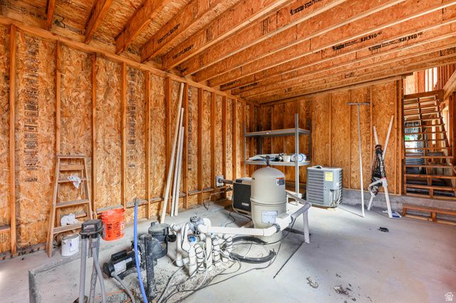 5885 S TOLCATE LN, Holladay, UT 84121