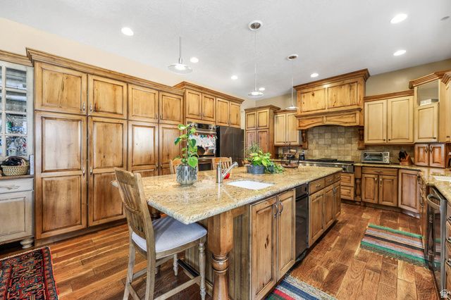 5885 S TOLCATE LN, Holladay, UT 84121