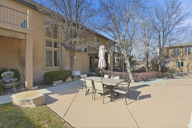 5885 S TOLCATE LN, Holladay, UT 84121