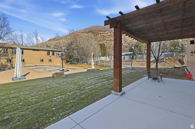 5885 S TOLCATE LN, Holladay, UT 84121