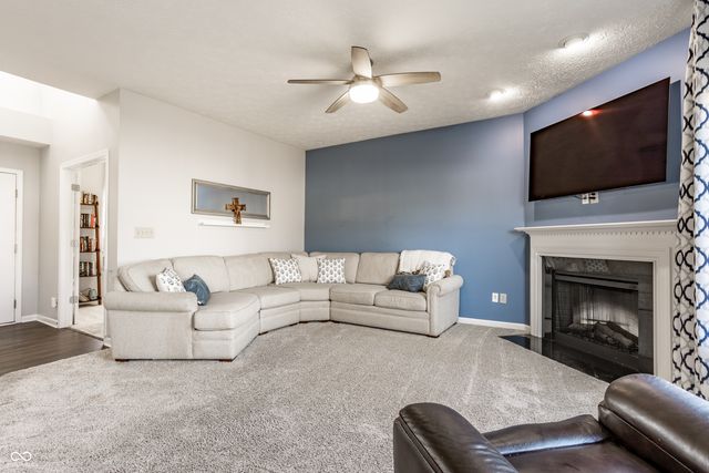 11158 Lucky Dan Drive, Noblesville, IN 46060