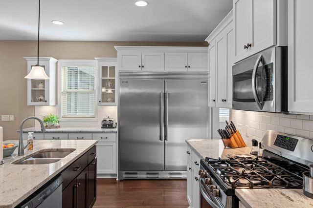 8525 172nd Street W, Lakeville, MN 55044