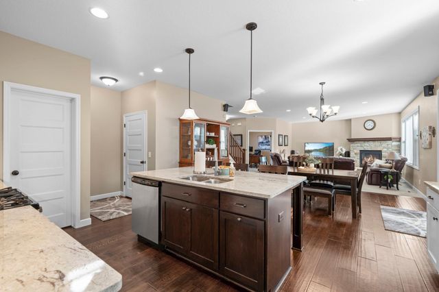 8525 172nd Street W, Lakeville, MN 55044