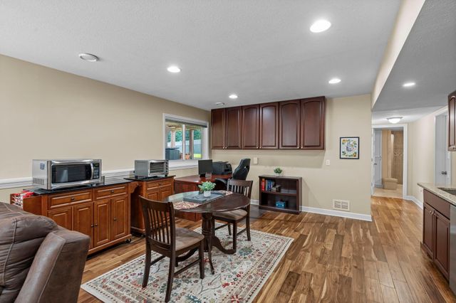 8525 172nd Street W, Lakeville, MN 55044