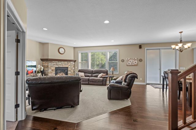 8525 172nd Street W, Lakeville, MN 55044