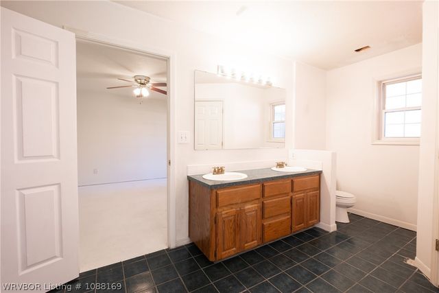 590 W Denver Street, Greenwood, AR 72936