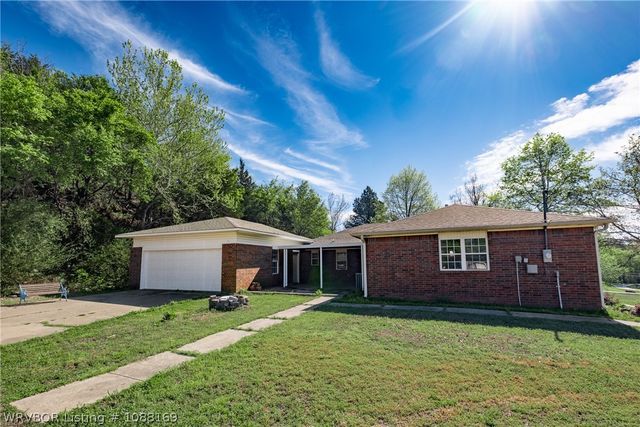 590 W Denver Street, Greenwood, AR 72936