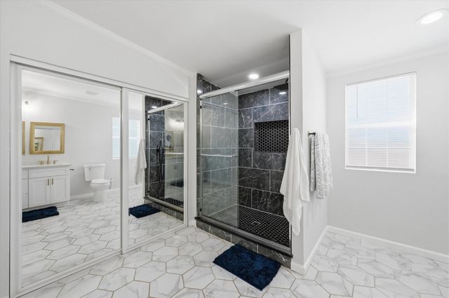 330 W Vinyard Road, Duncanville, TX 75137