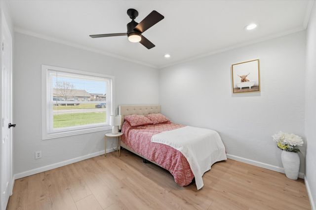 330 W Vinyard Road, Duncanville, TX 75137