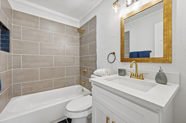 330 W Vinyard Road, Duncanville, TX 75137