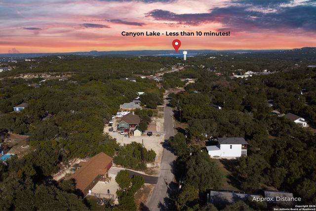 445 SCENIC HILLS DR, Canyon Lake, TX 78133