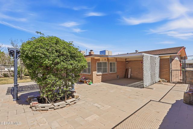 10437 APHONIA Drive, El Paso, TX 79924