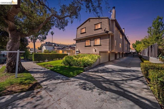 163 N Parkwood AVE APT 3, Pasadena, CA 91107
