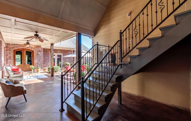 132 Woodlands Glen Circle, Brandon, MS 39047