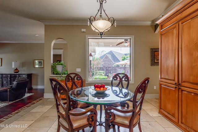 132 Woodlands Glen Circle, Brandon, MS 39047