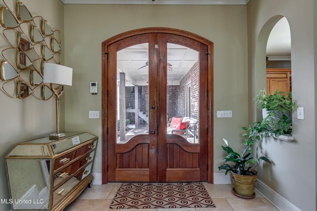 132 Woodlands Glen Circle, Brandon, MS 39047