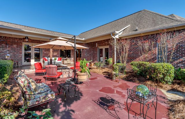 132 Woodlands Glen Circle, Brandon, MS 39047