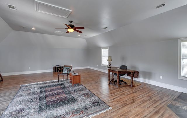 132 Woodlands Glen Circle, Brandon, MS 39047