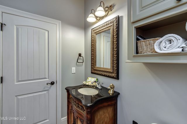 132 Woodlands Glen Circle, Brandon, MS 39047