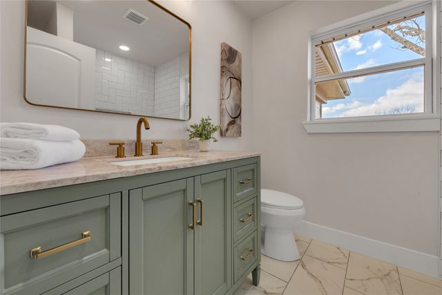 3155 Chamness Court, Haltom City, TX 76117