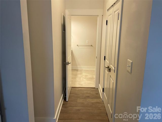 935 Mcalway Road 303, Charlotte, NC 28211