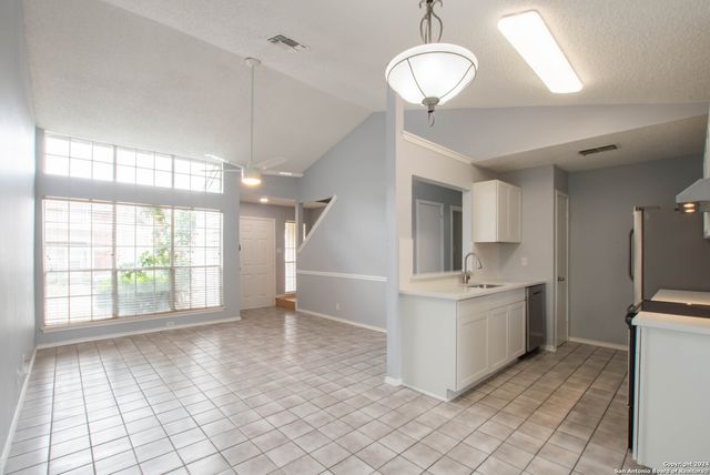 9140 Timber Path Unit 3705, San Antonio, TX 78250
