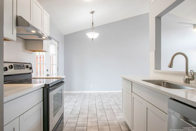 9140 Timber Path Unit 3705, San Antonio, TX 78250