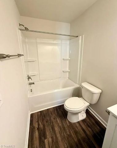 1122 Brooksridge Way, Whitsett, NC 27377