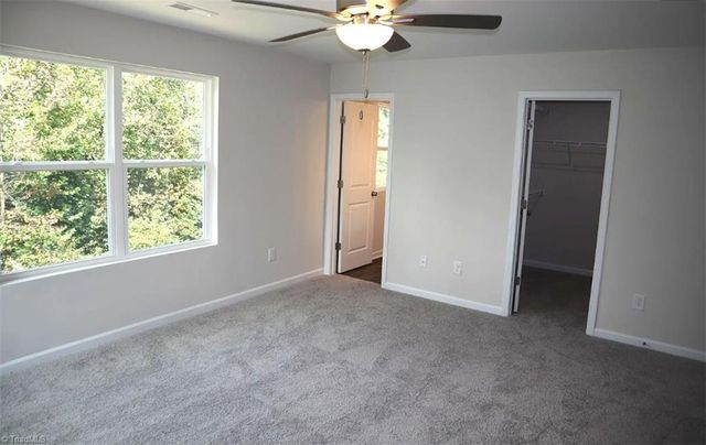 1122 Brooksridge Way, Whitsett, NC 27377