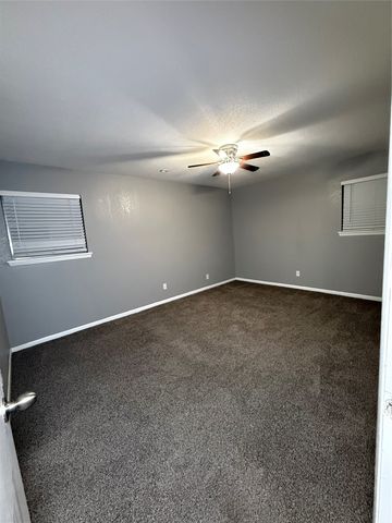 5821 Mccart Avenue, Fort Worth, TX 76133