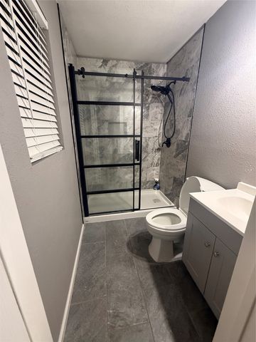 5821 Mccart Avenue, Fort Worth, TX 76133