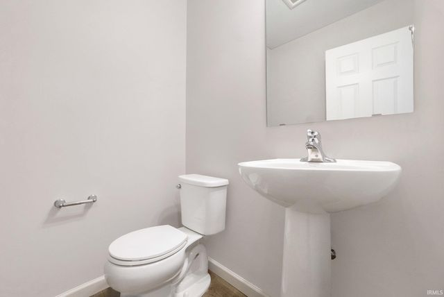 3319 Falling Oak Drive, Mishawaka, IN 46544