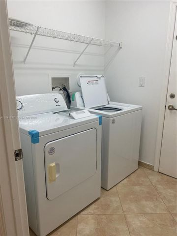 1315 NW 143rd Avenue 1315, Pembroke Pines, FL 33028
