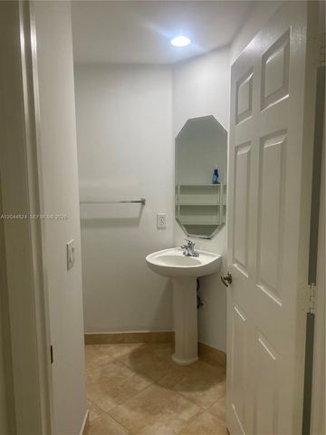 1315 NW 143rd Avenue 1315, Pembroke Pines, FL 33028