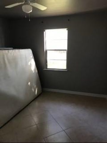 3614 Kenwood Street, Orange, TX 77630